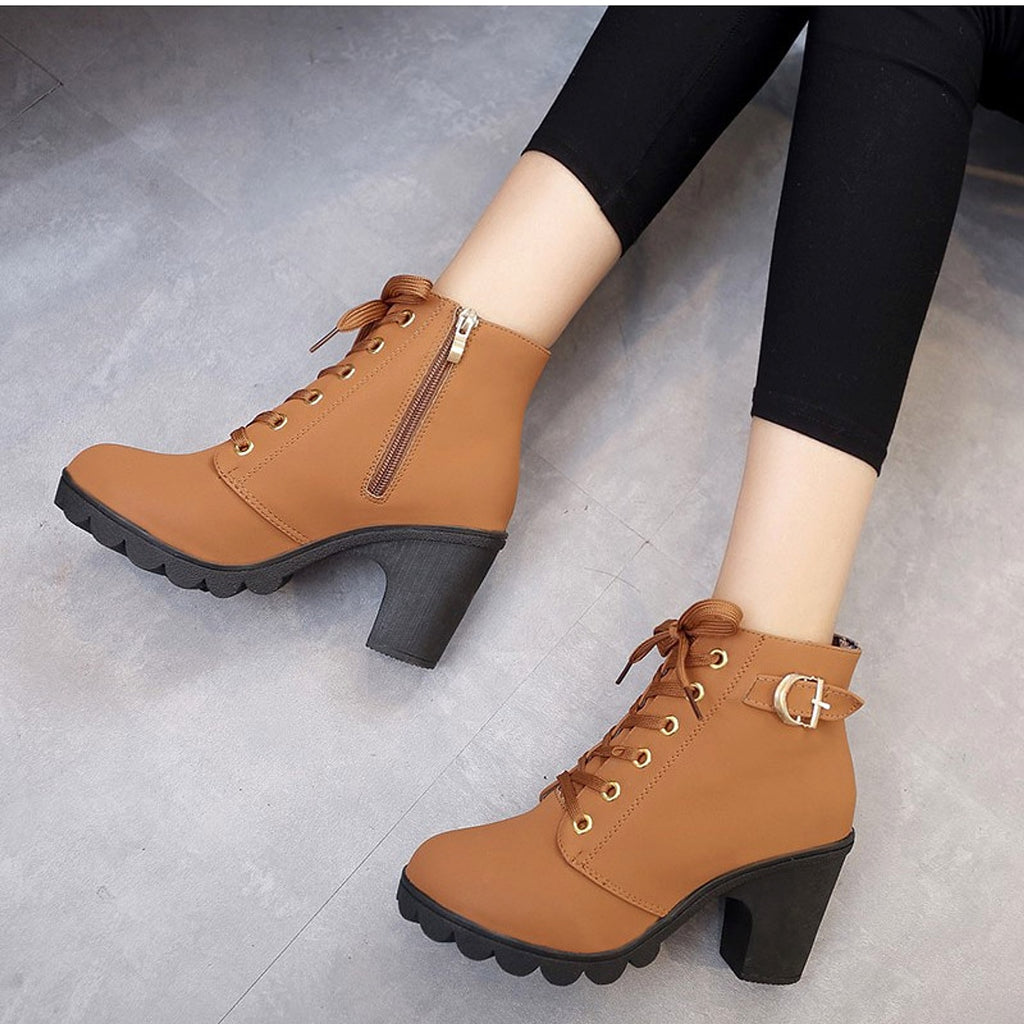 A.1 Cross strappy boots Women - enhanced image 7