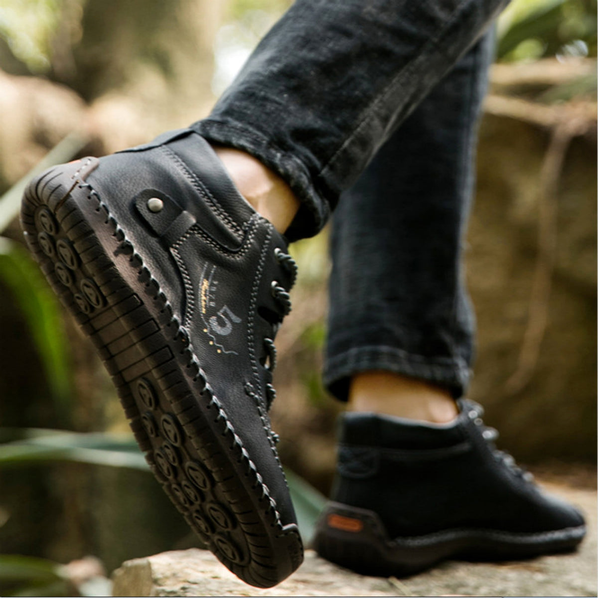 A1. Hand-sewn Men's Oversize Outdoor Boots Leather Shoes - enhanced image 7