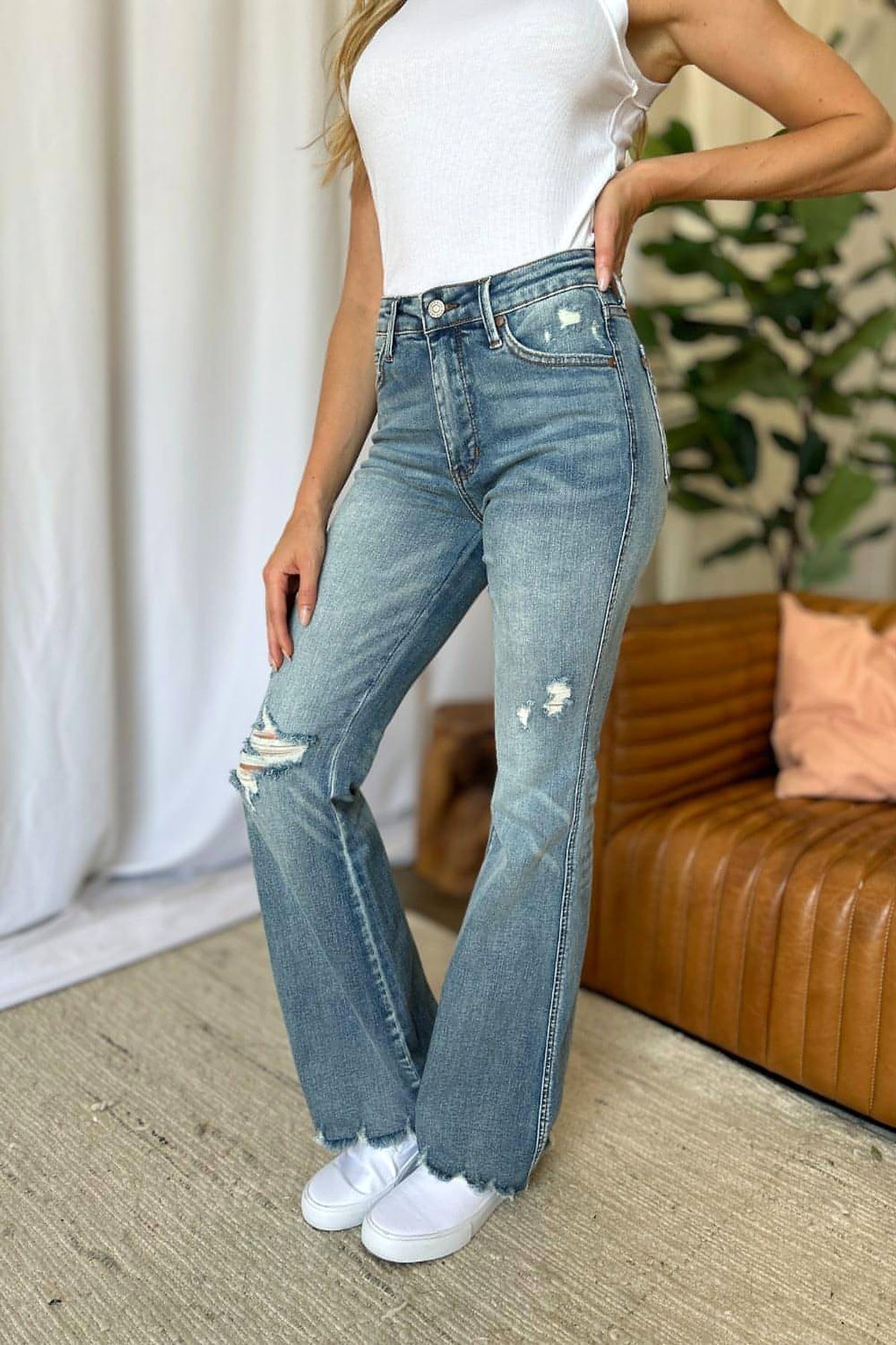 Judy Blue Full Size Medium Rise Tummy Control Destroy Flare - enhanced image 7