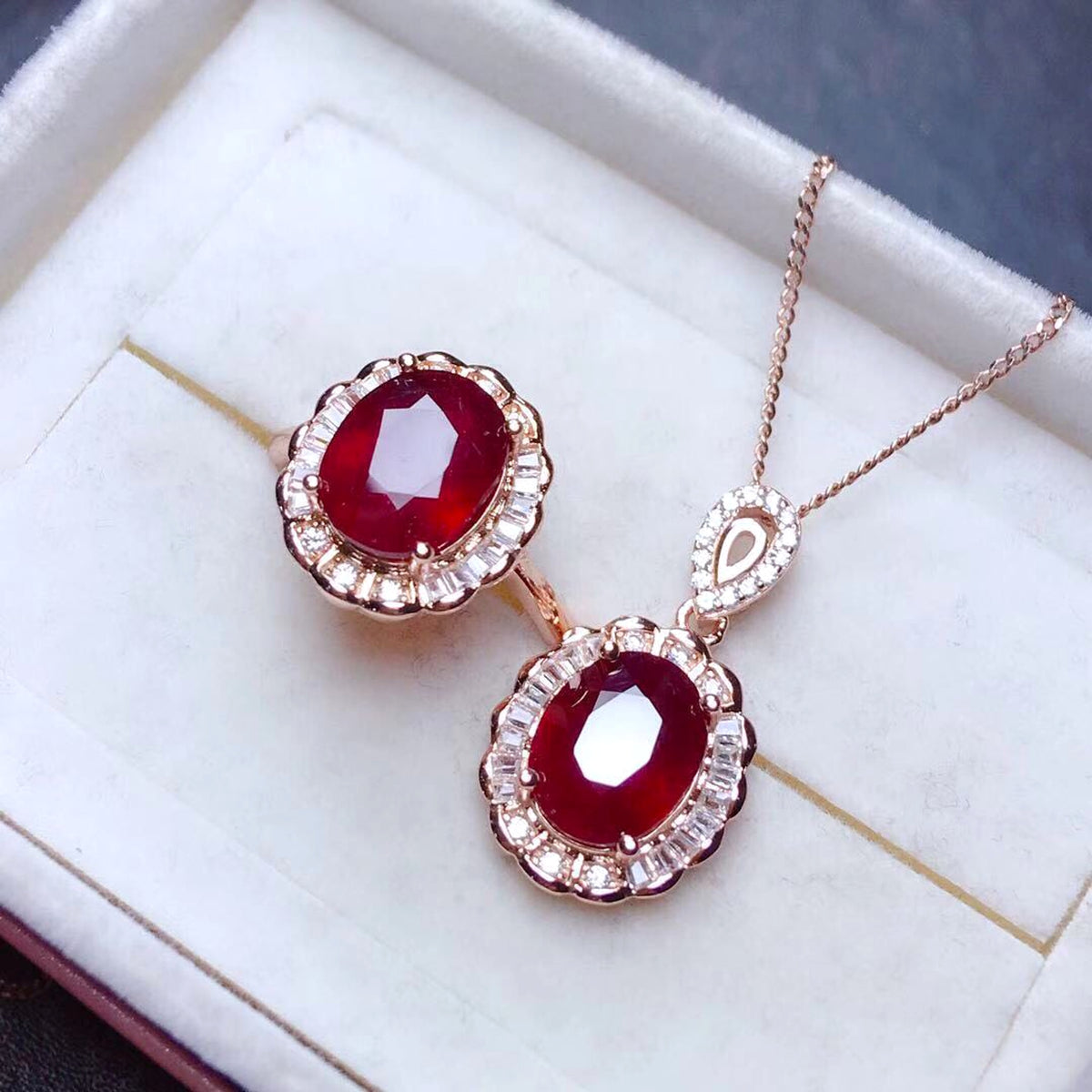 LuxeJewels™ – Ruby Royale Edition - enhanced image 7
