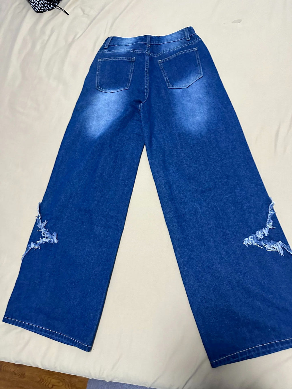Patch Ripped Street Jeans – Haute Edition 25 - enhanced image 7