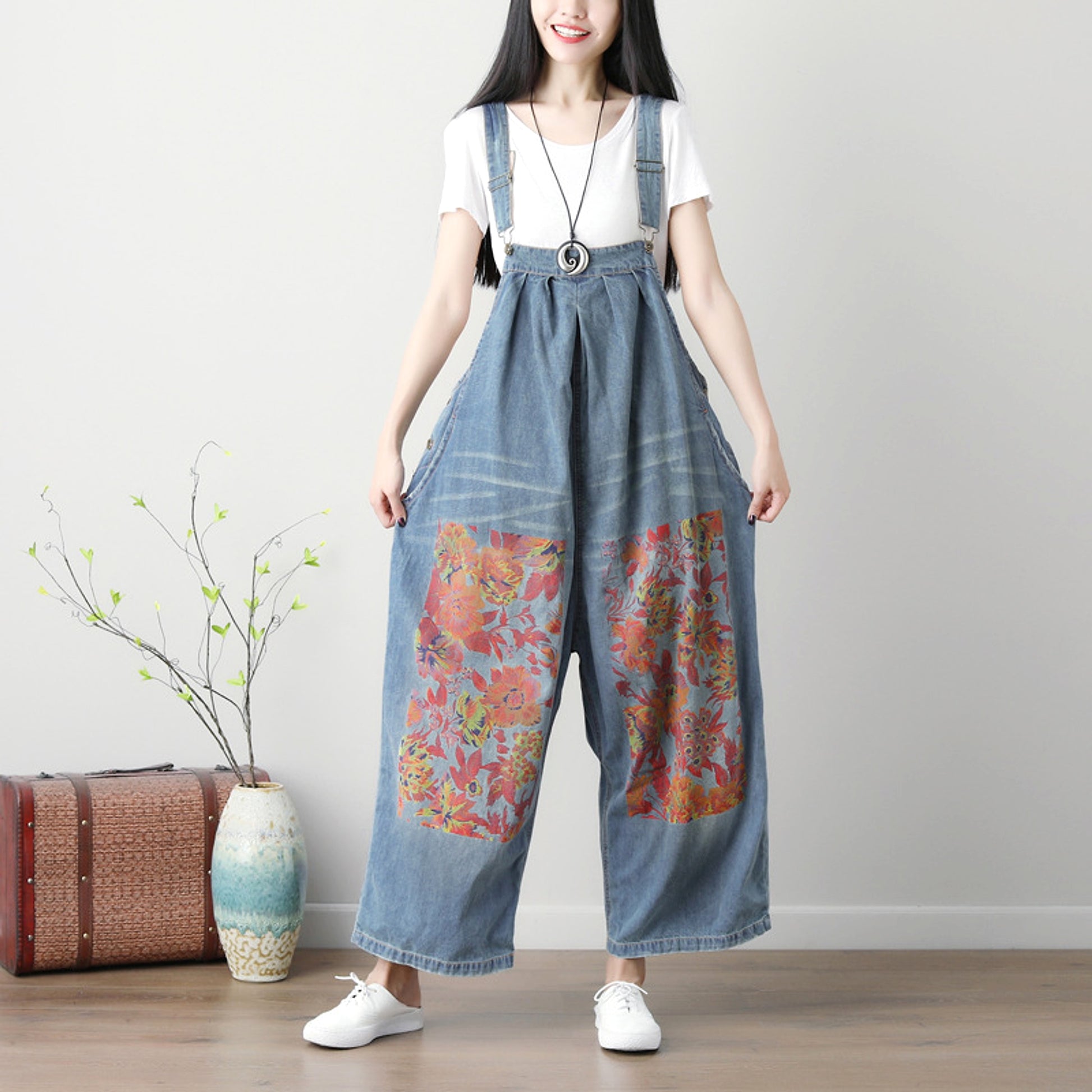Spring And Summer Women's Plus Size Printed Suspender Pants - enhanced image 7