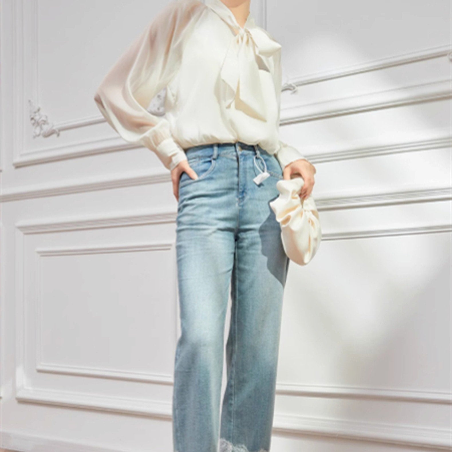 Women's Retro Lace Patchwork Design Jeans - enhanced image 7