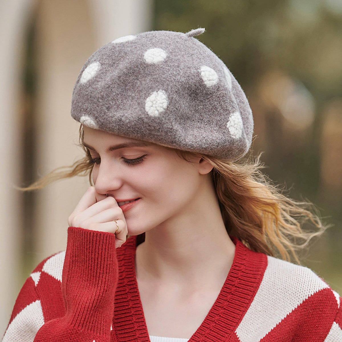 Women's Versatile Retro Warm Thickened Painter's Hat - enhanced image 7