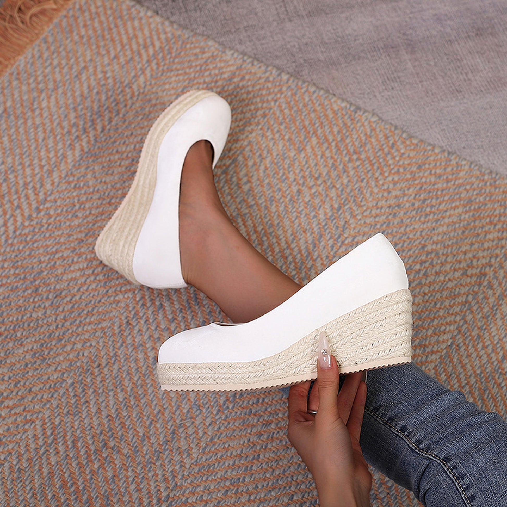 Women's Wedge Heel Thick Sole Round Toe Shallow Mouth Single Shoe - enhanced image 7