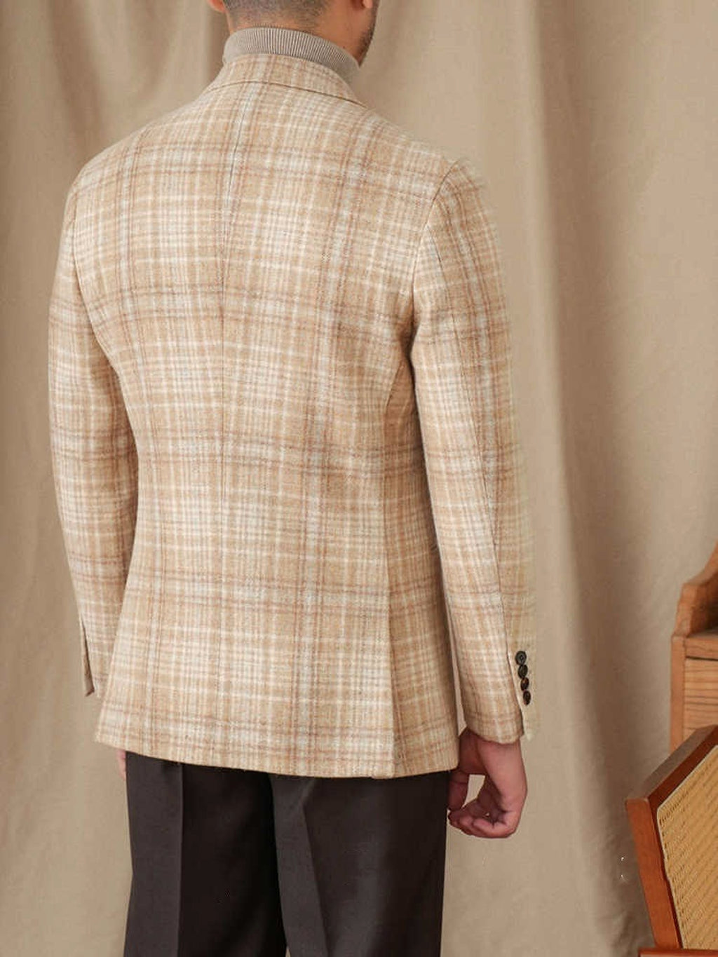 WoolRetro™ – Classic Plaid Wool Suit for Men - enhanced image 7