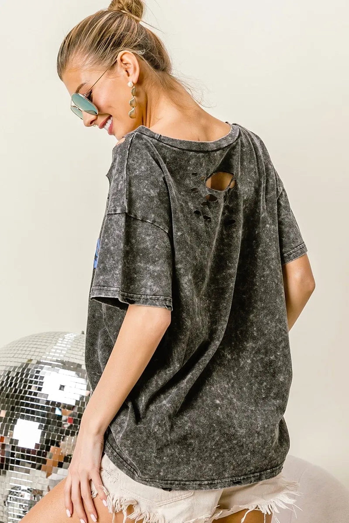 BiBi Laser Cut Mineral Washed Old Glory Lip Print Top - enhanced image 8