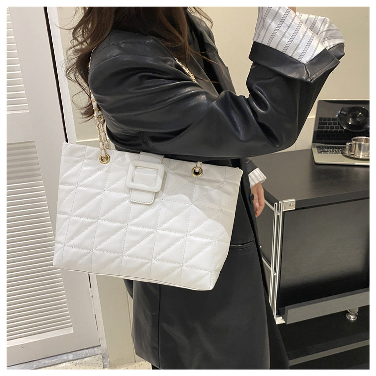ChicLuxe™ – Quilted Chain Shoulder Bag Inspired by Iconic Parisian Style - enhanced image 8