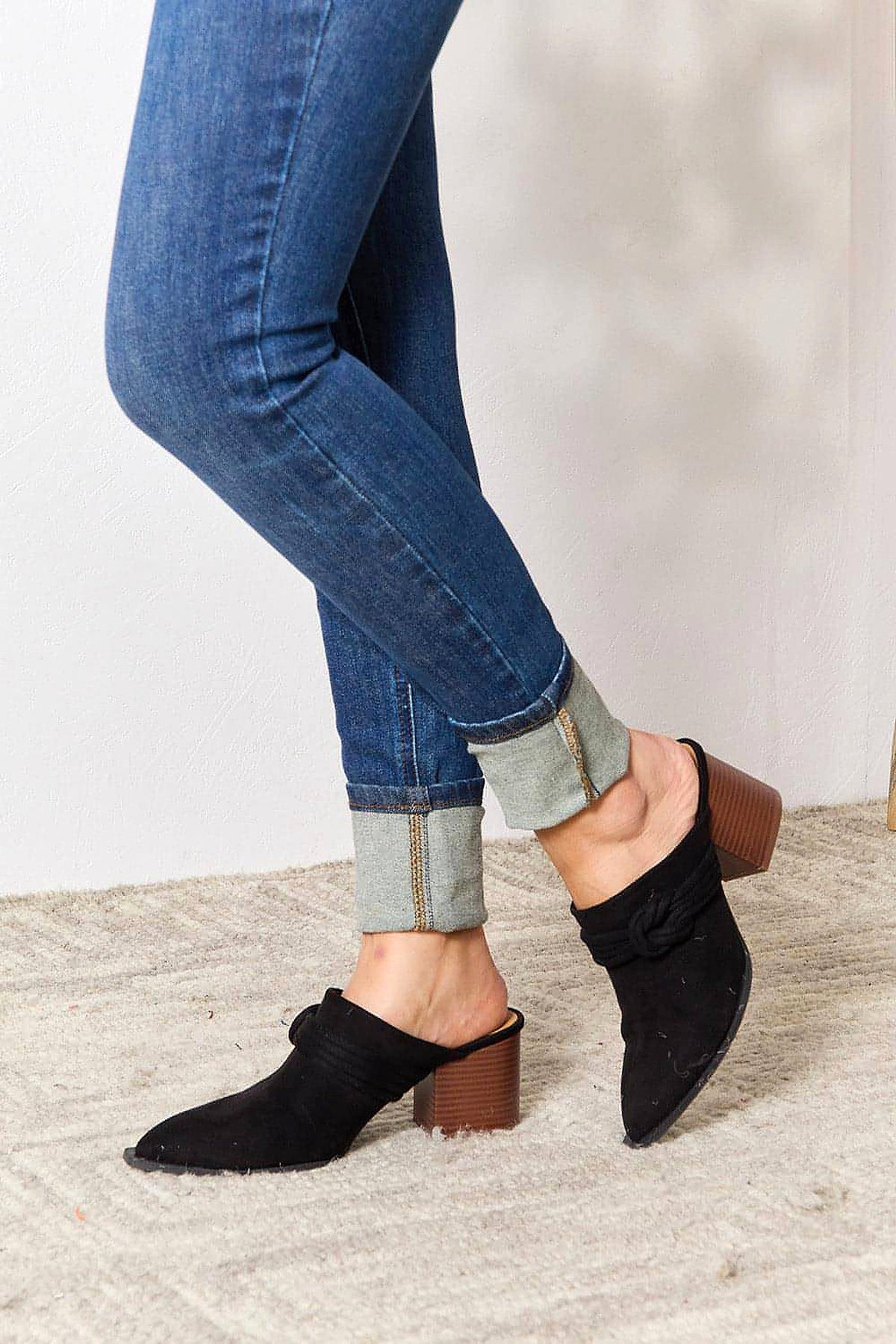 East Lion Corp Pointed-Toe Braided Trim Mules - enhanced image 8