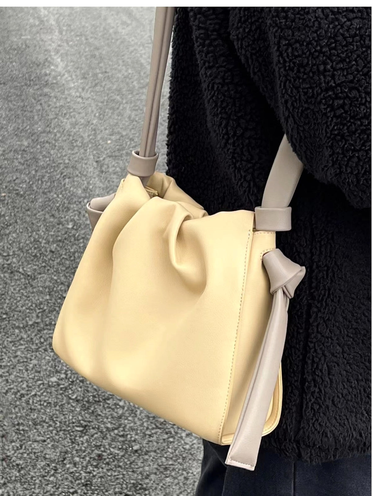 NuvellaSoft™ – Color Contrast Cloud Bag - enhanced image 8