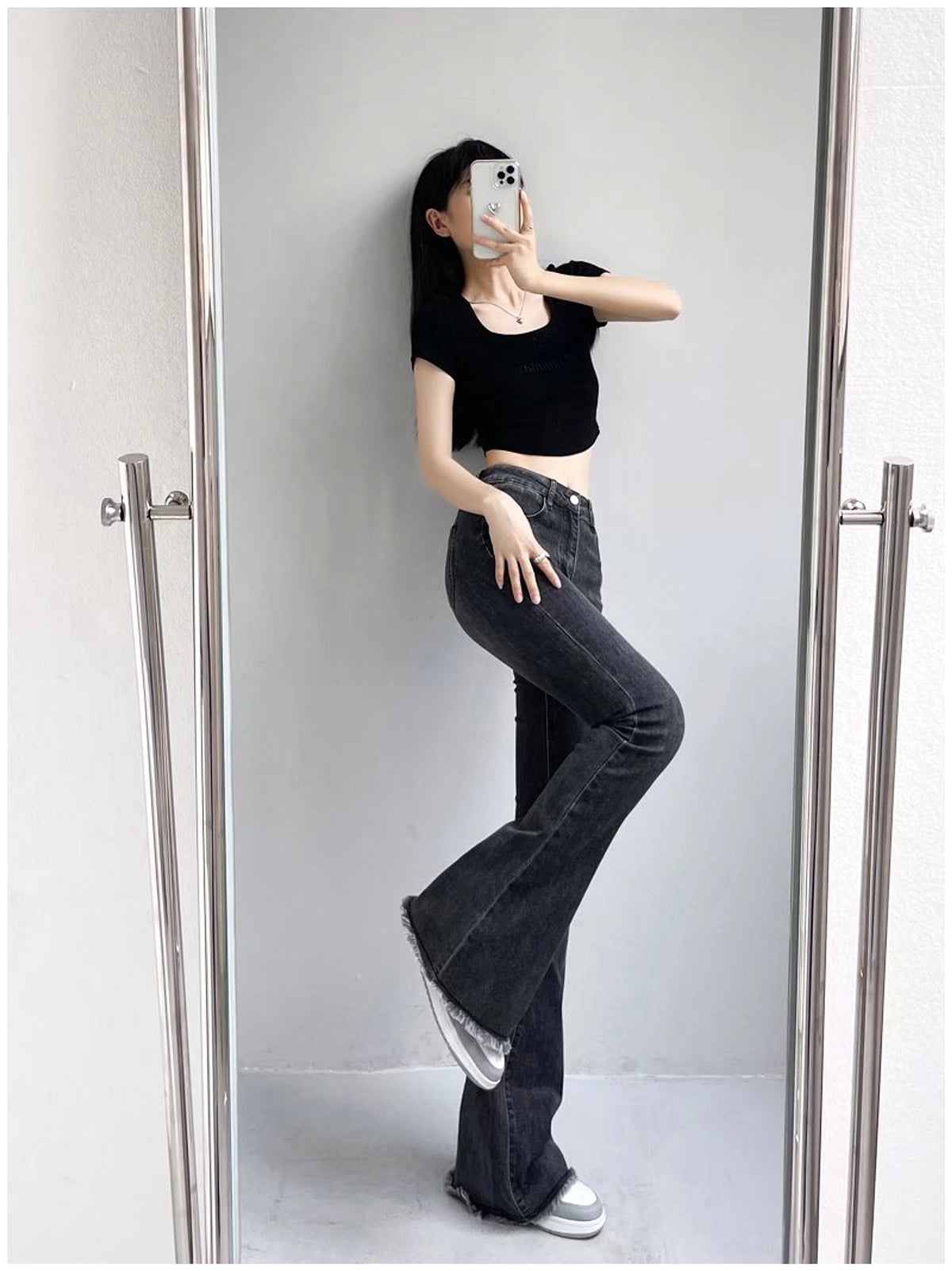 Small High Waist Raw Hem Jeans Retro Women - enhanced image 8