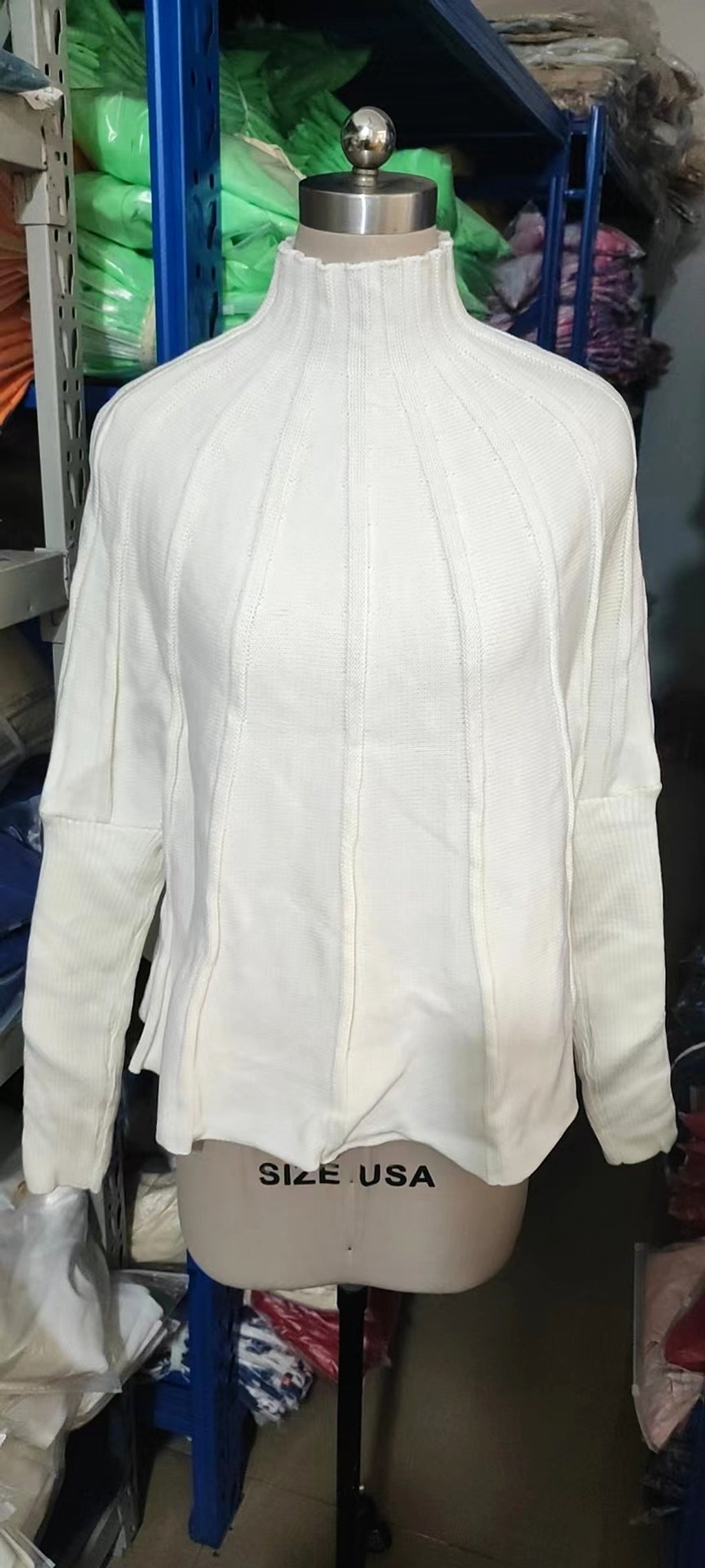 Solid Color Loose Spider Mesh Casual Short Sweater Women - enhanced image 8