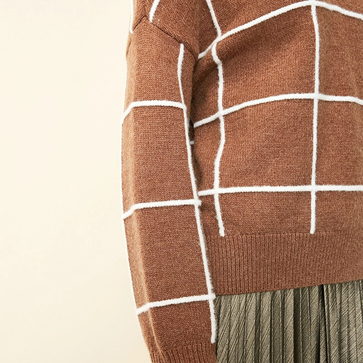 Spring new pattern check V-neck short sweater women - enhanced image 8