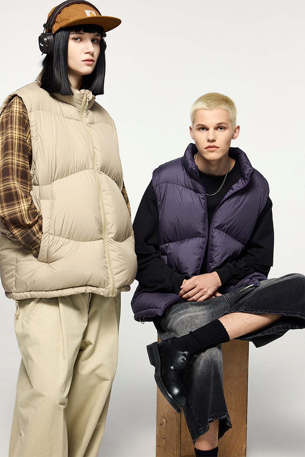 Thin And Portable Puff Down Vest White Duck Down Warm Vest Coat - enhanced image 8