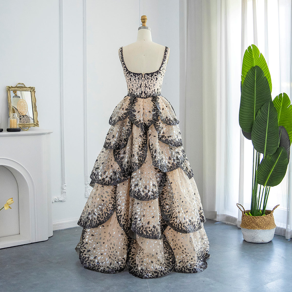A1. Women's High-end Luxury Puffy Dress Skirt - enhanced image 8