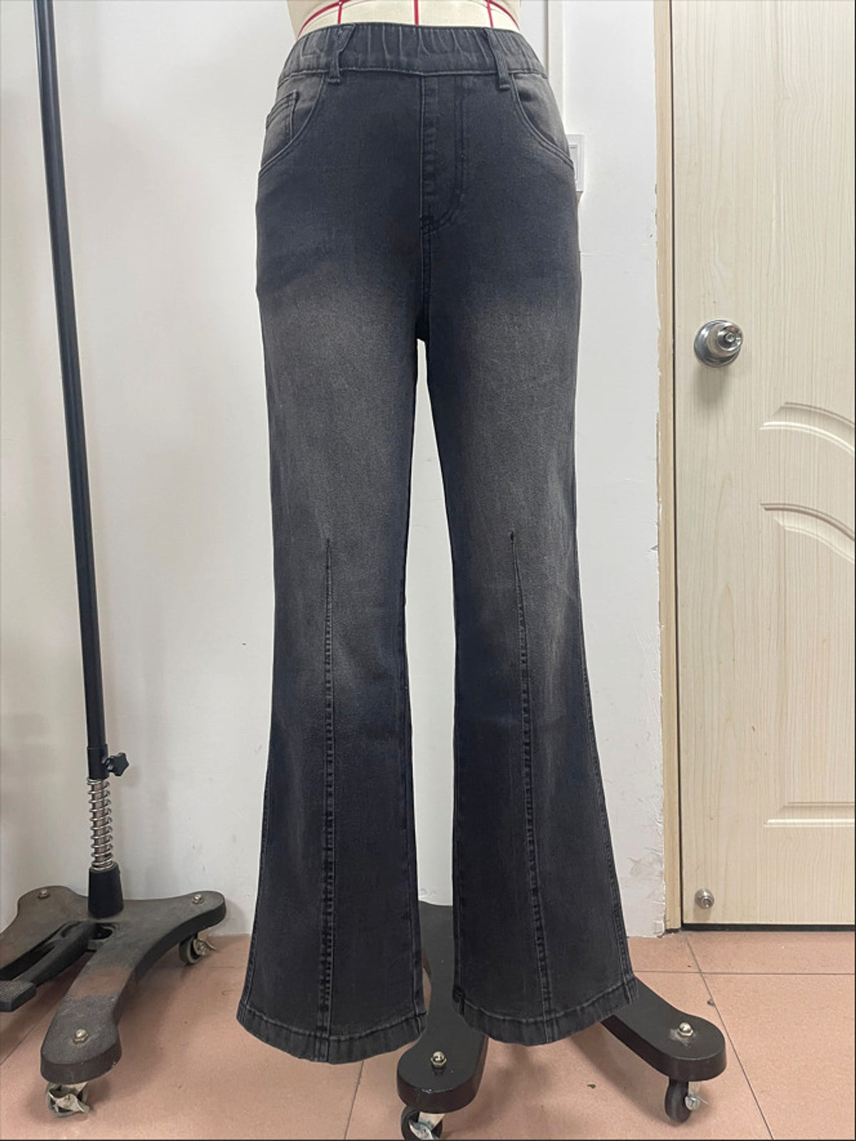 Women's Straight Jeans Mid Waist Wide Leg Pants High Elastic Waist Trousers - enhanced image 8