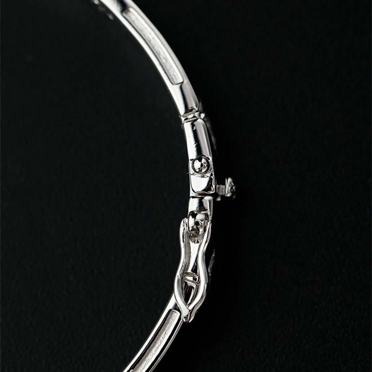 LuxeJewels™ – Vintage Clover 925 Silver Bracelet - enhanced image 8