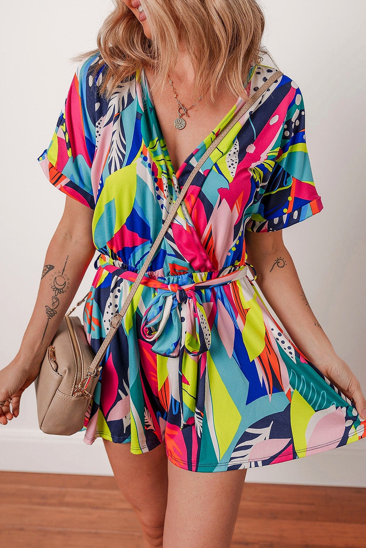 Multicolour Tropical Printed Surplice Neck Tie Waist Romper - enhanced image 9