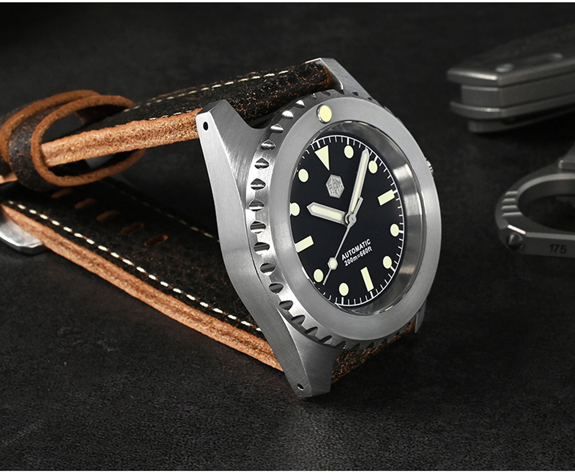 San Martin - Men's Stainless Steel Diving Automatic Mechanical Sports Watch - enhanced image 9