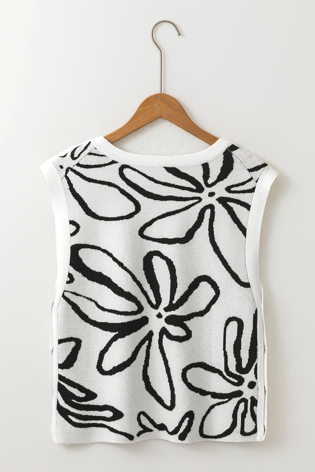 White Button Sides Sleeveless Floral Knitted Top - enhanced image 9