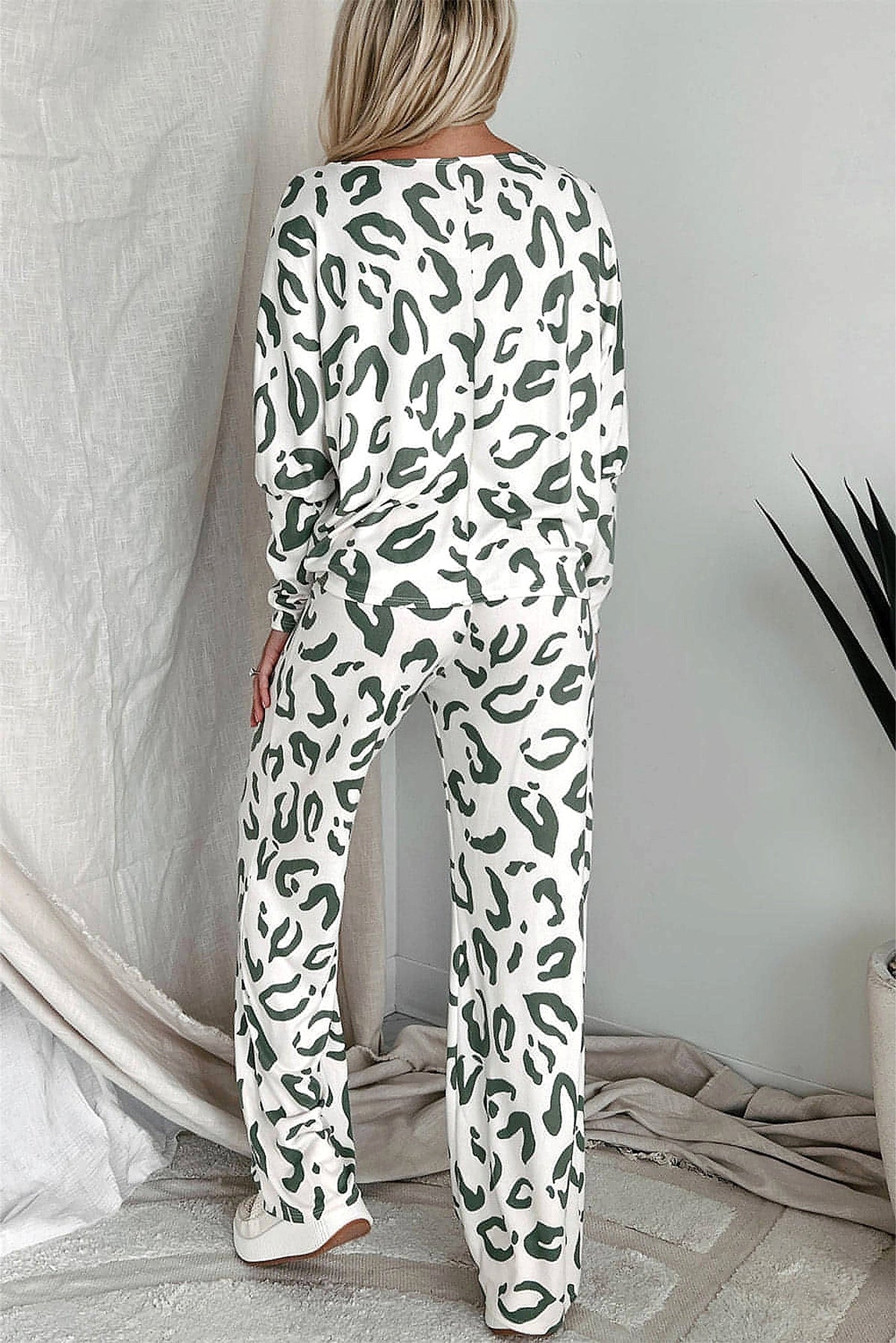 Beige Leopard Animal Print Long Sleeve and Pants Loungewear Set - enhanced image 10