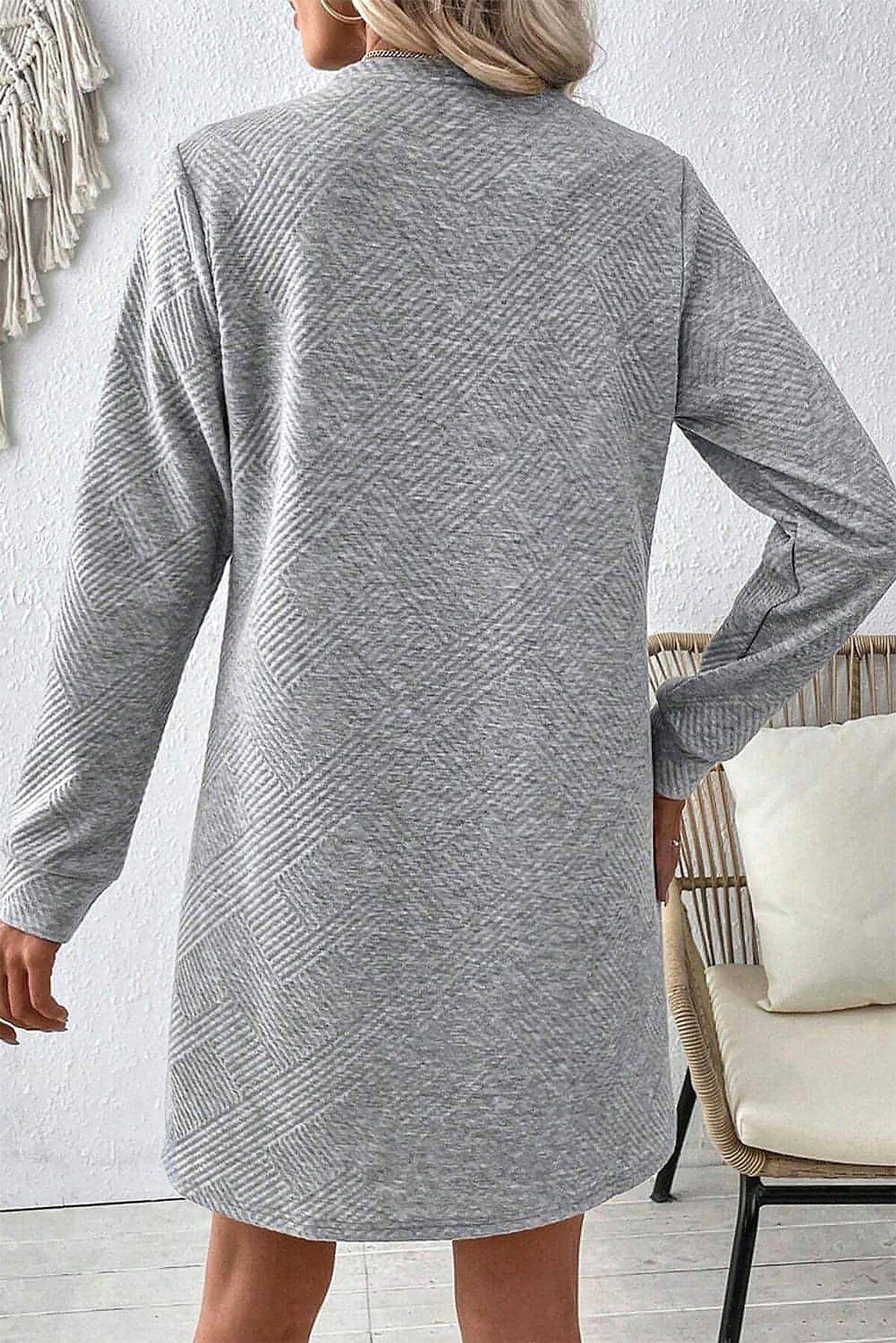 Gray Solid Color Textured Long Sleeve Shift Dress - enhanced image 10