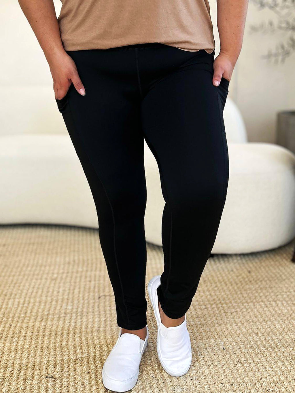 Wide Waistband Sports Leggings - enhanced image 10