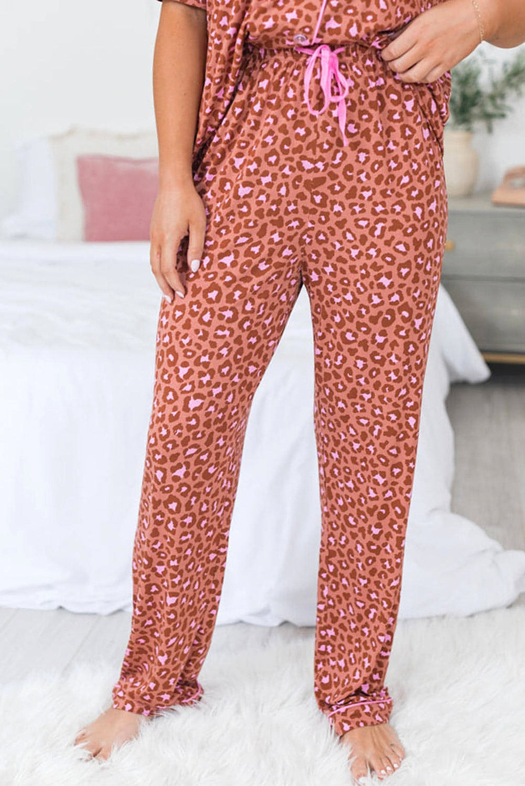 Brown Leopard Print Short Sleeve Shirt and Pants Pajamas Set - enhanced image 11