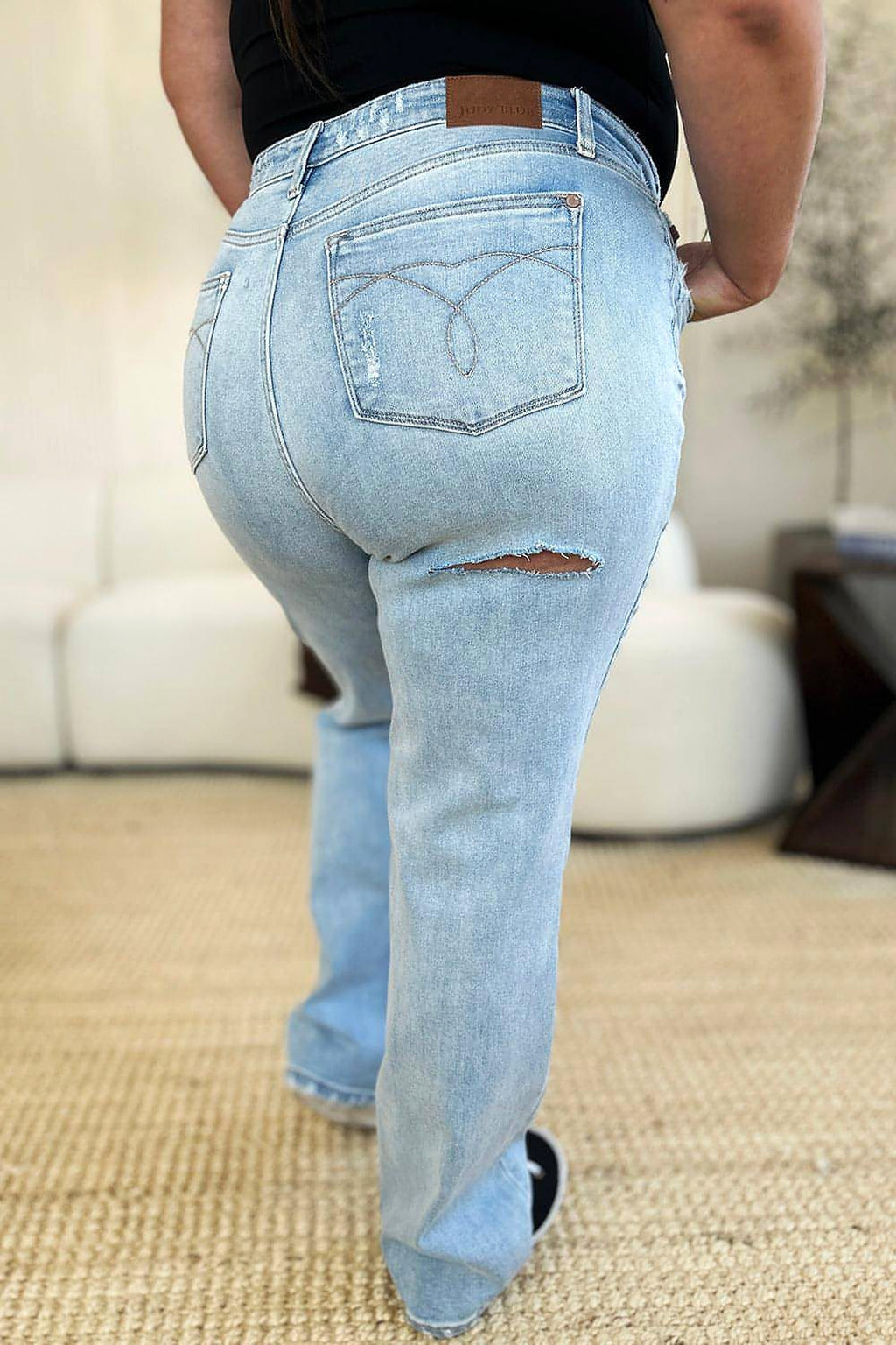 Judy Blue Full Size High Waist Distressed Straight Jeans - enhanced image 11