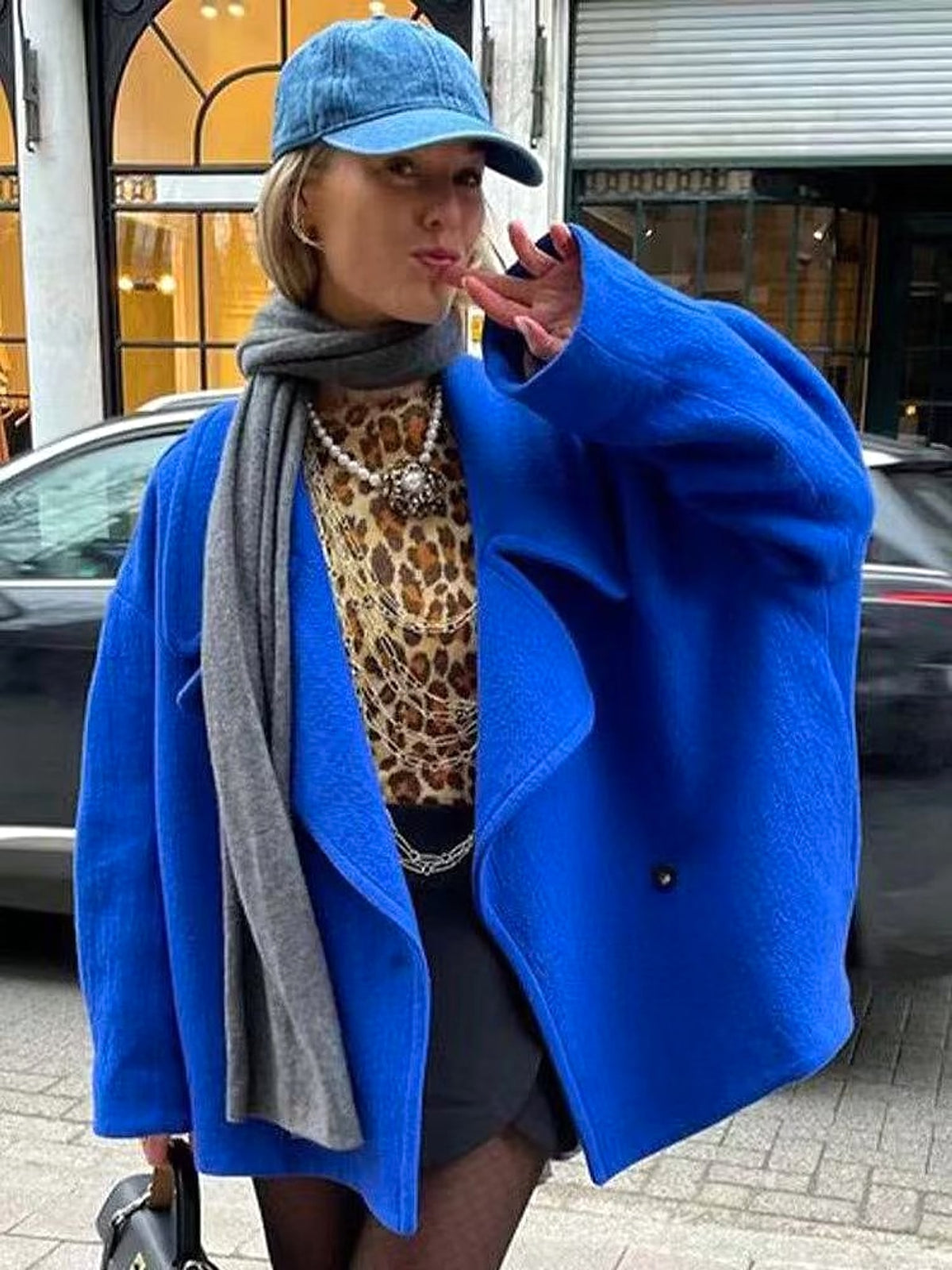 A1. Loose Double-breasted Short Design Woolen Coat - enhanced image 11