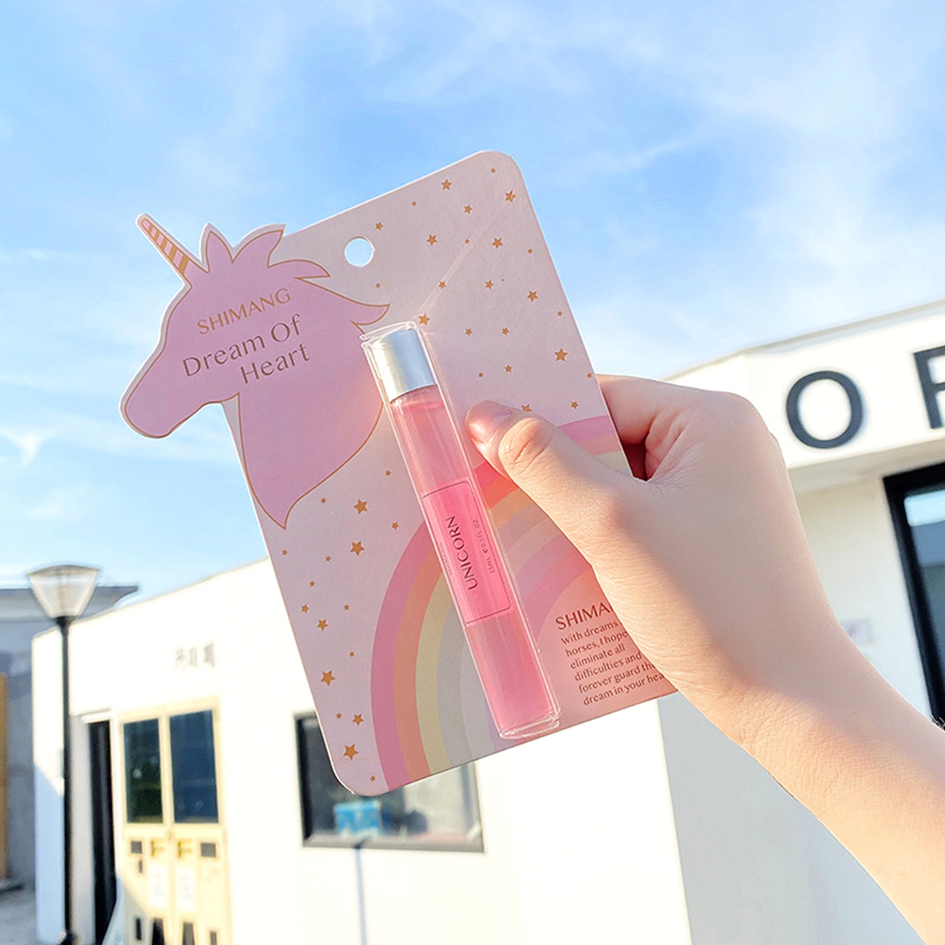 Natural Wonders™ Eau de Toilette – A Pocket-Sized Dream Voyage - enhanced image 11