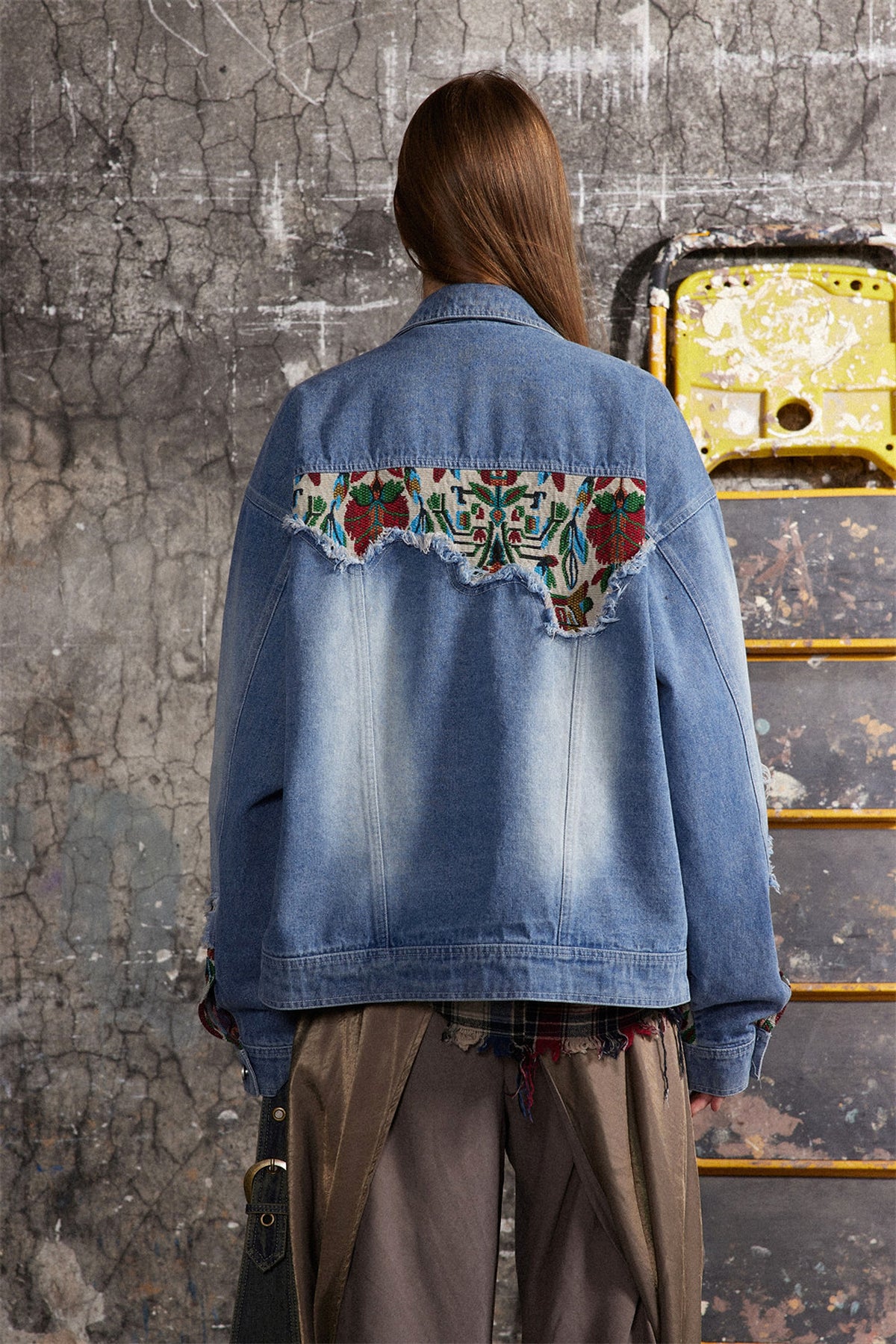 1. Stitching Embroidery Frayed Hem Denim Jacket Women - enhanced image 11