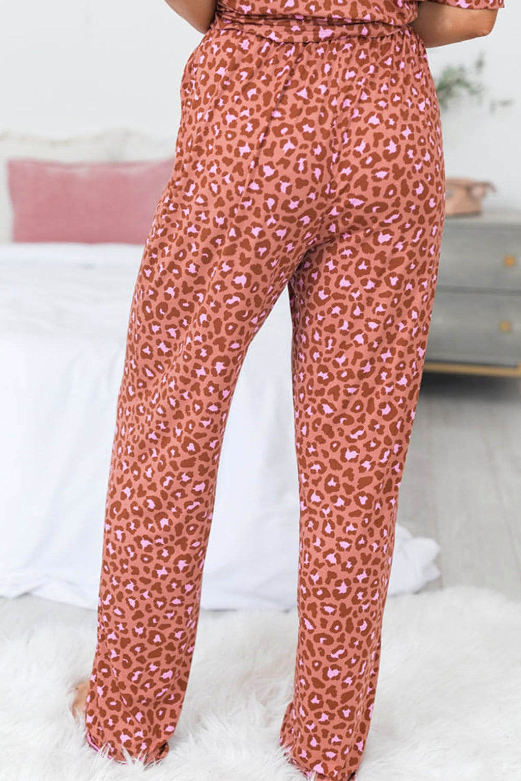 Brown Leopard Print Short Sleeve Shirt and Pants Pajamas Set - enhanced image 12