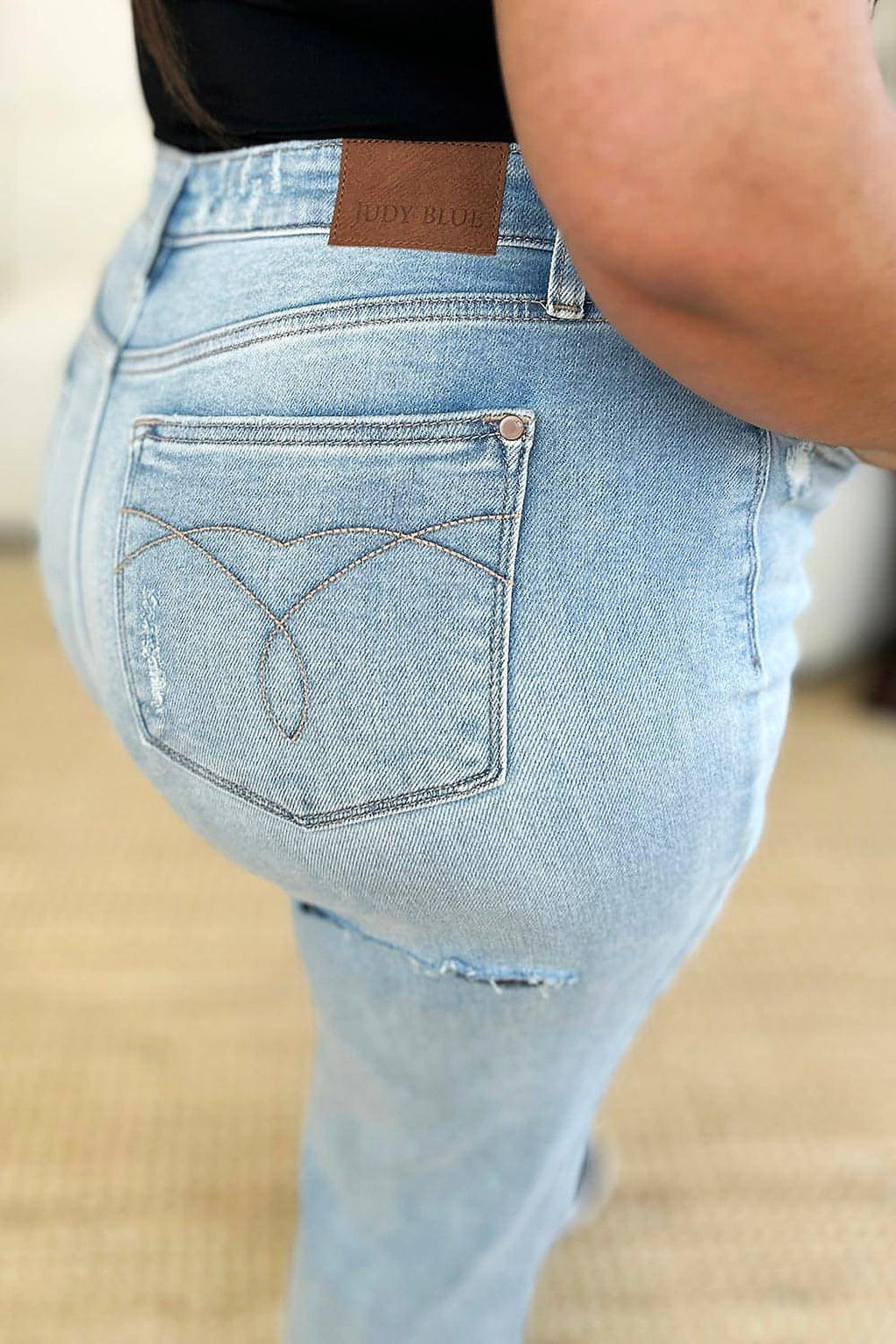 Judy Blue Full Size High Waist Distressed Straight Jeans - enhanced image 12
