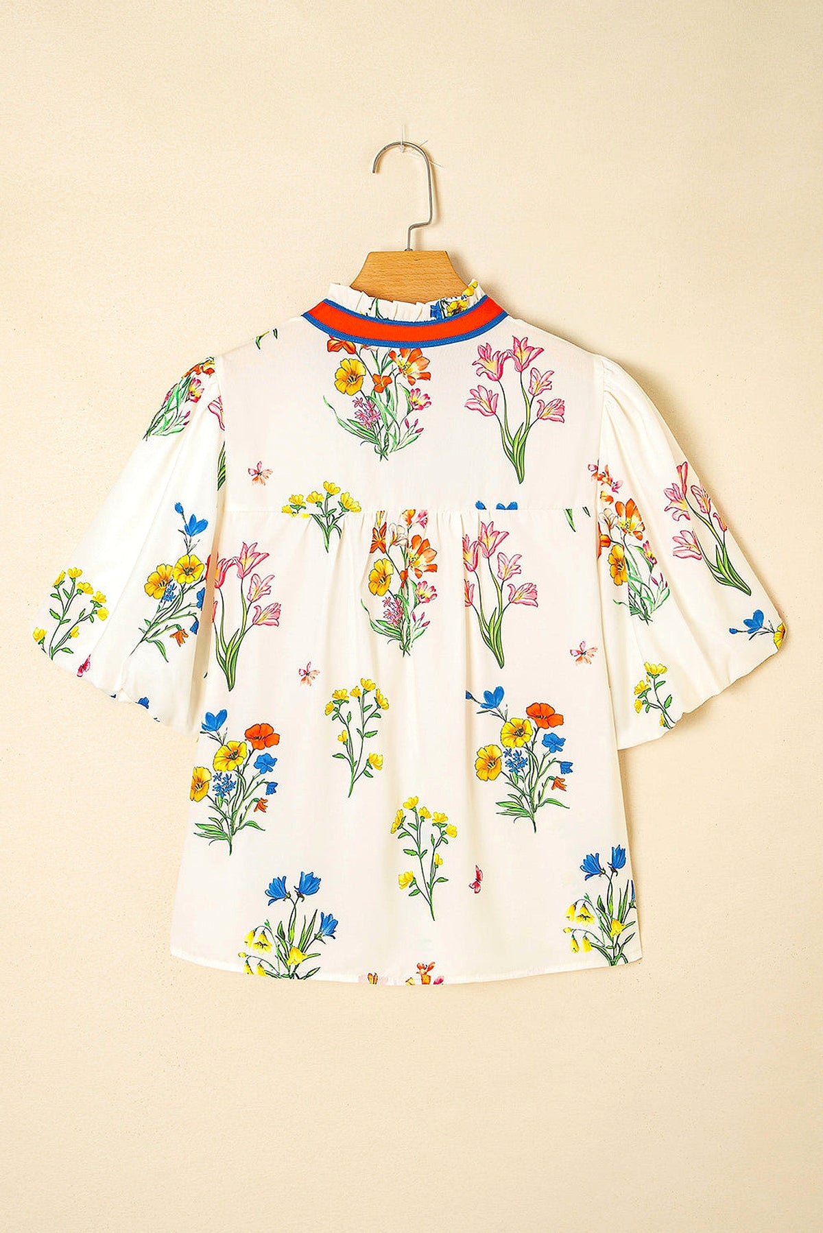 White Floral Short Puff Sleeve Contrast V Neck Print Blouse - enhanced image 12