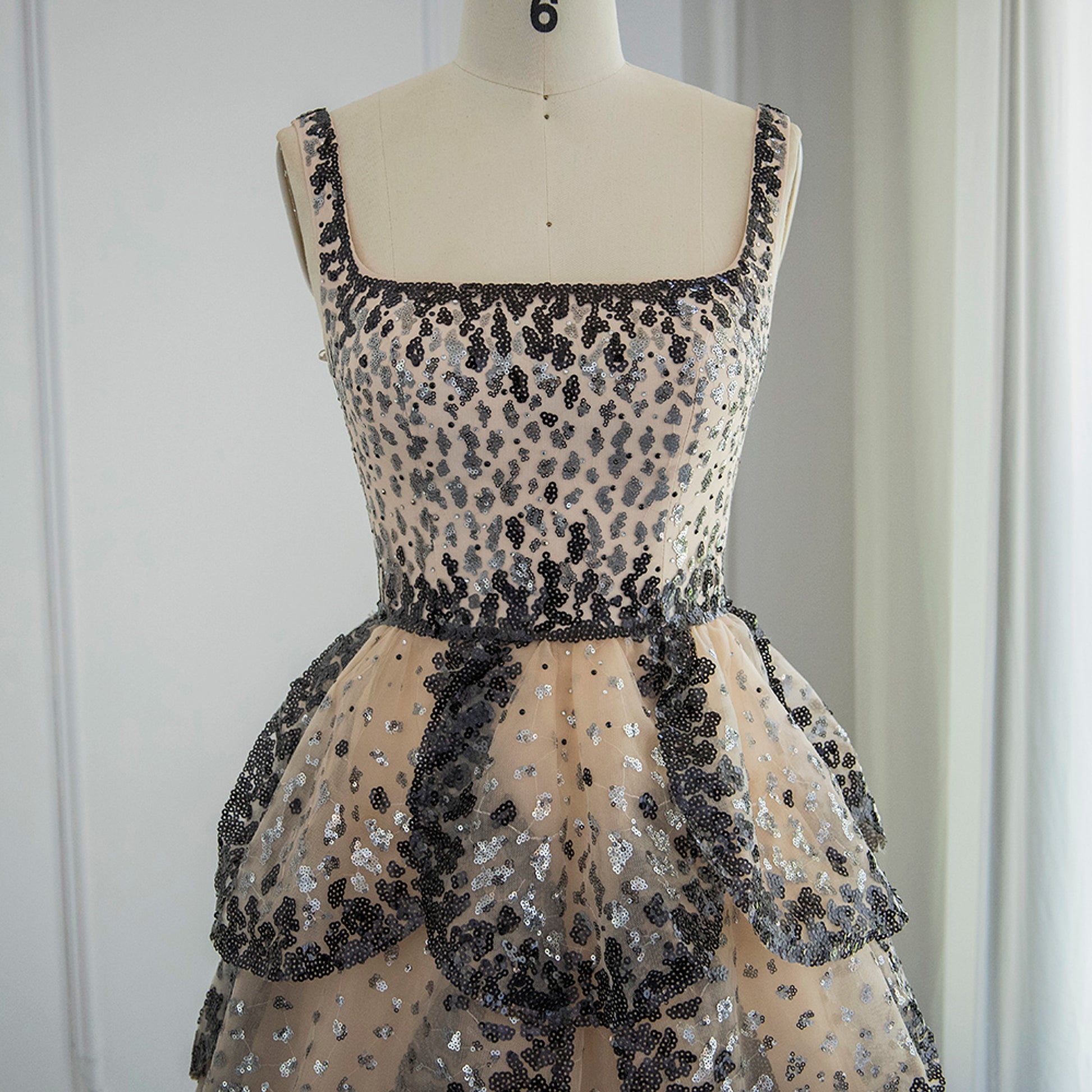A1. Women's High-end Luxury Puffy Dress Skirt - enhanced image 12