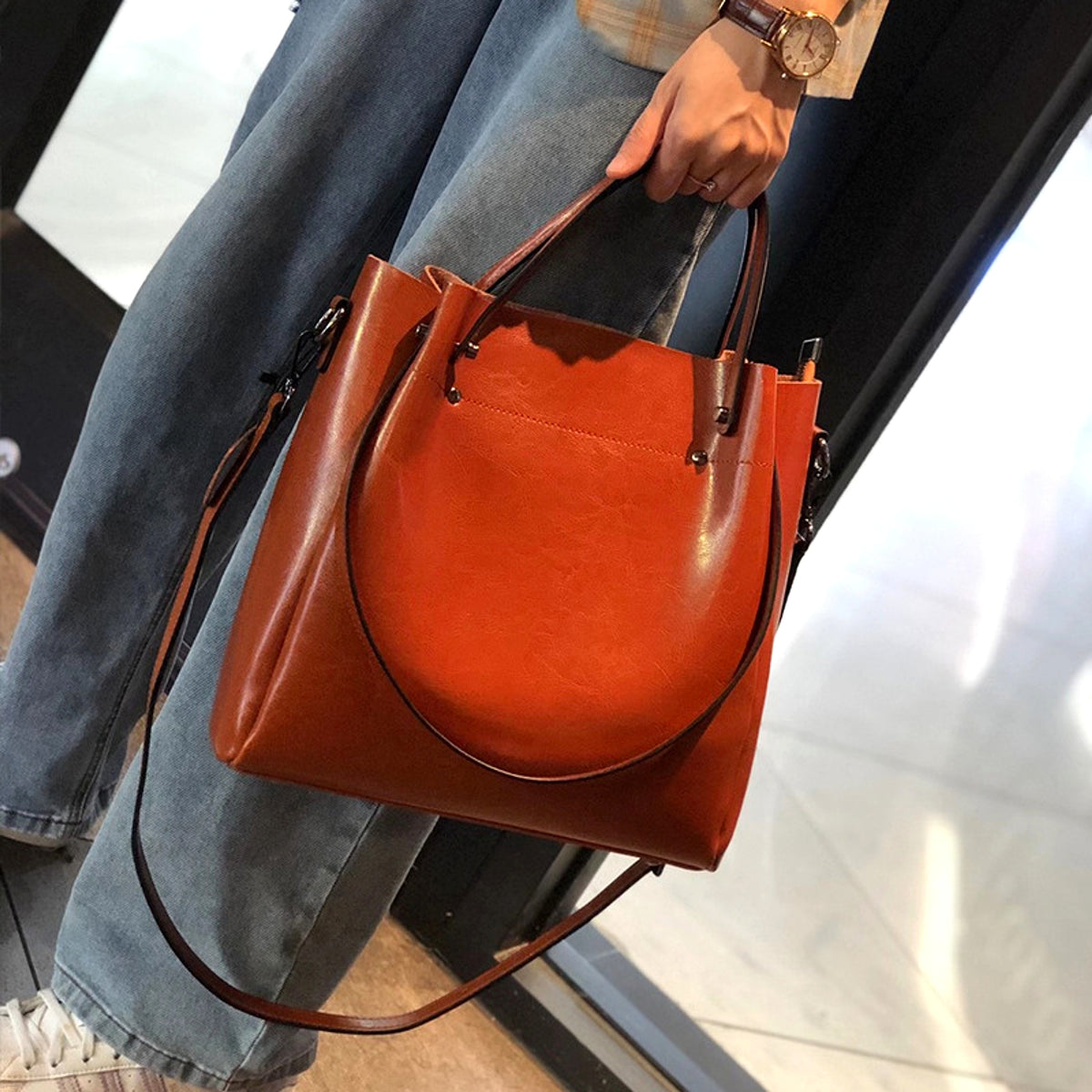 SolunaWeave™ – Heritage Luxe Leather Tote - enhanced image 13