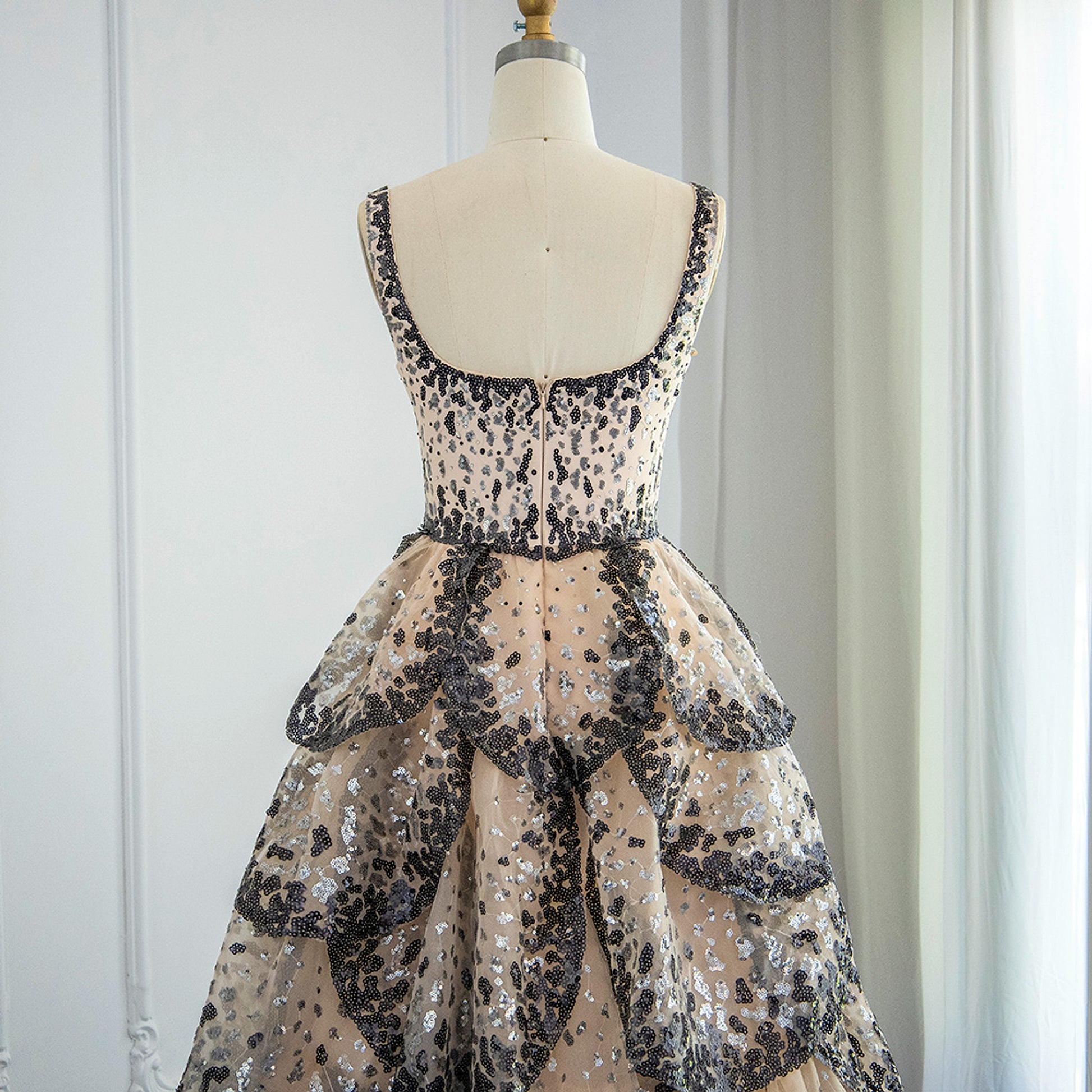 A1. Women's High-end Luxury Puffy Dress Skirt - enhanced image 14