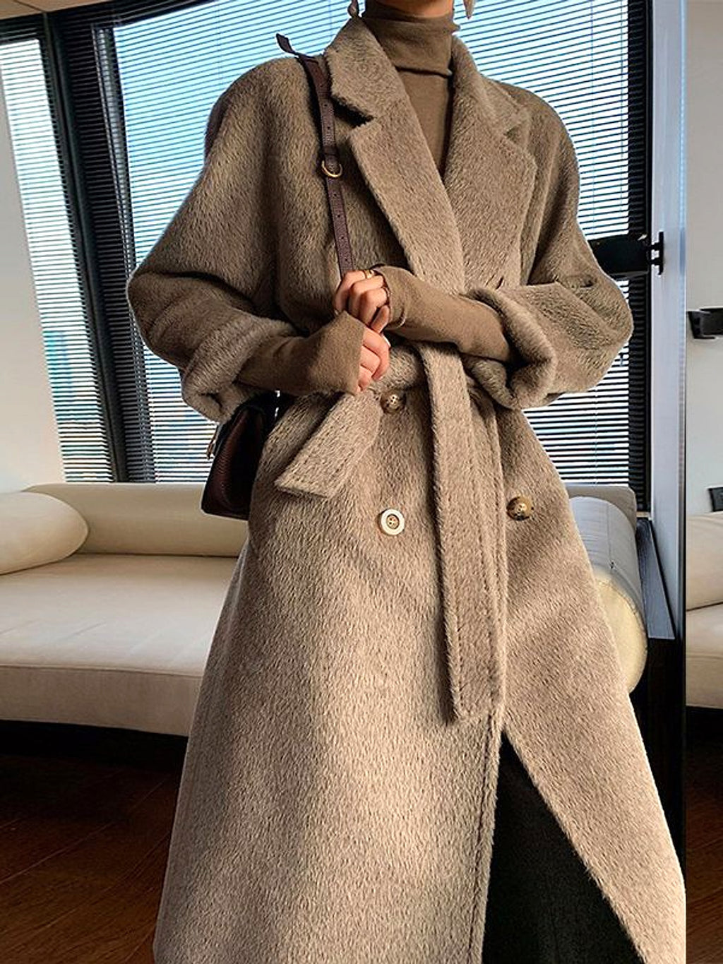 Solid Sail Sheep Camel Coat – Luxury & Warmth for Winter Elegance - enhanced image 15