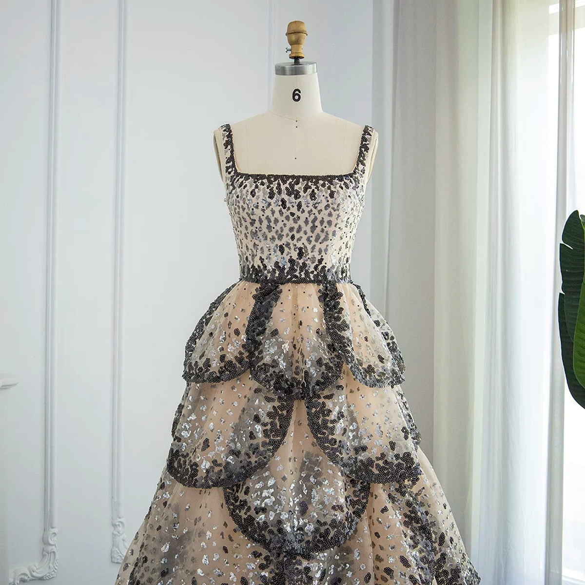 A1. Women's High-end Luxury Puffy Dress Skirt - enhanced image 17